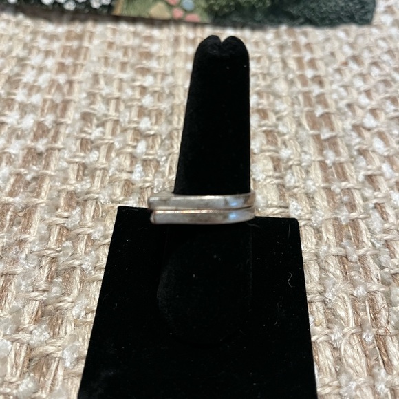 Matte Silver Stackable Rhinestone ring set size 9 - Picture 3 of 5